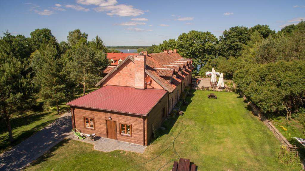 Gosciniec Hetman Mikołajki Exterior foto