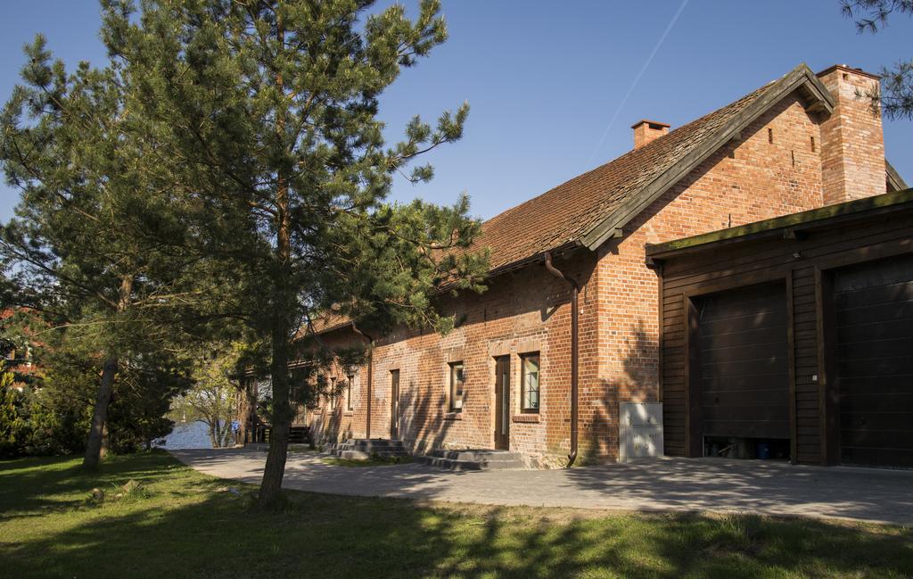 Gosciniec Hetman Mikołajki Exterior foto